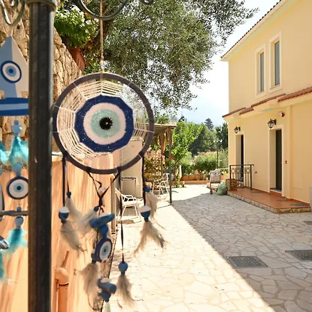 Sea View Lux Liocharis Small Villa וילה לואורדטה